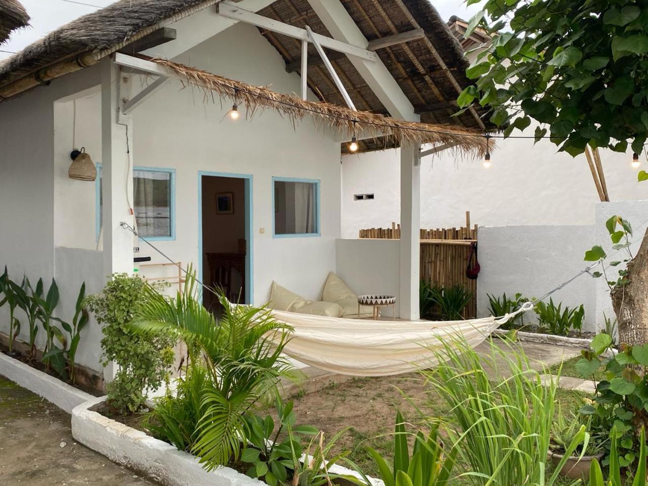 Hotel Surf Shack Grupuk Bumbang Zewnętrze zdjęcie