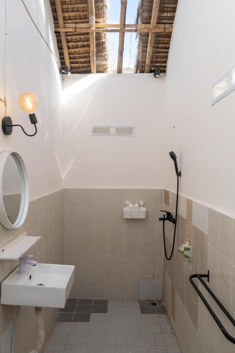 Hotel Surf Shack Grupuk Bumbang Zewnętrze zdjęcie